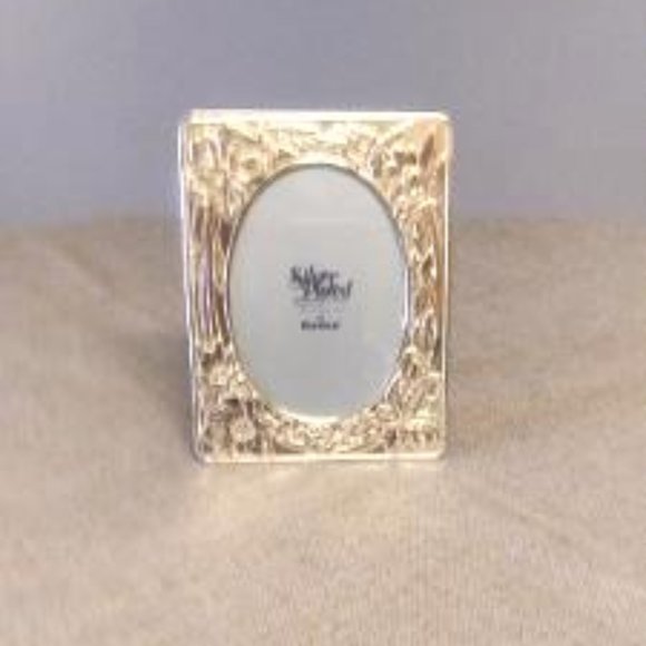 Silver Plated Brass Photo Frame - Picture 2 of 3